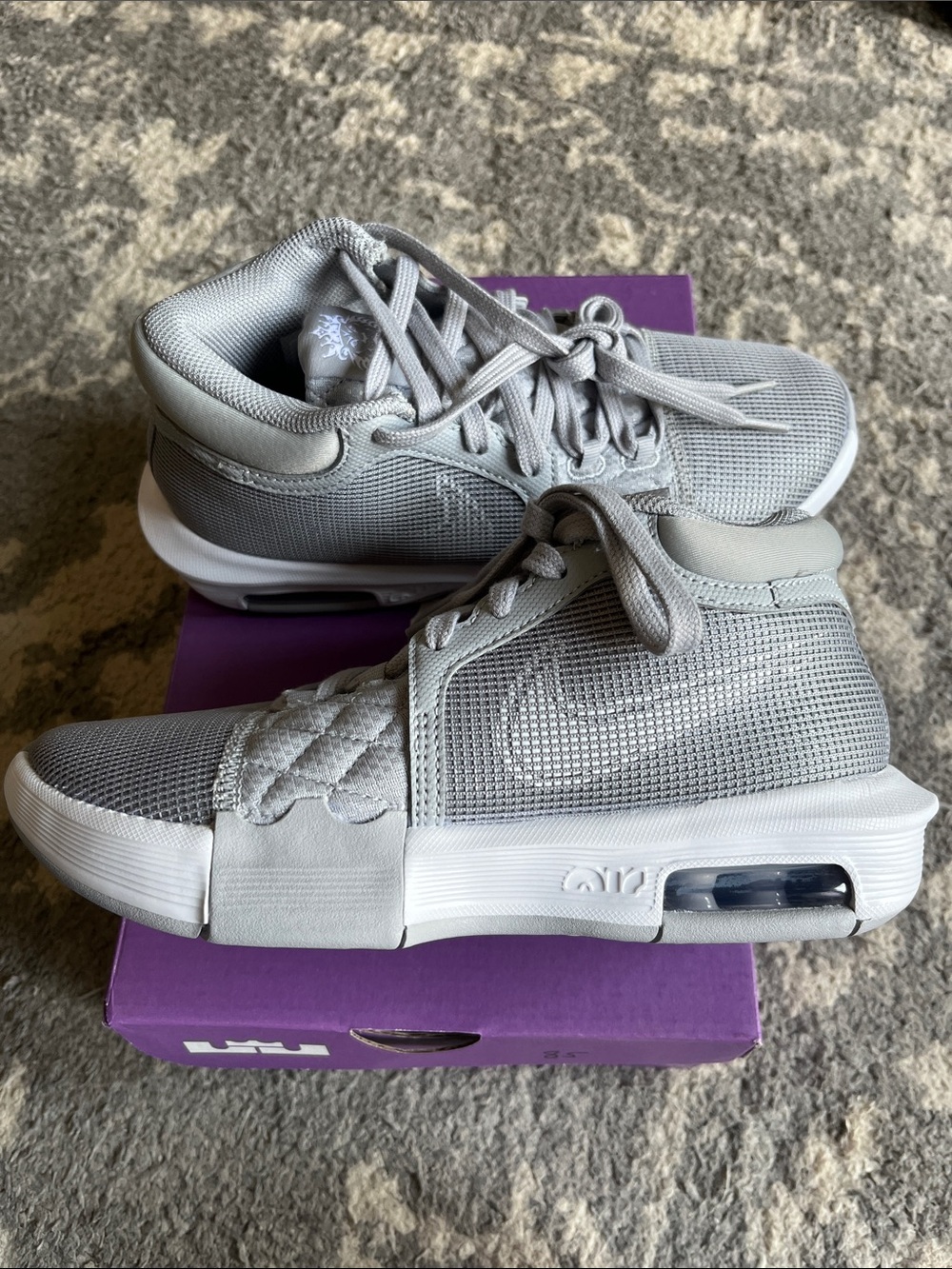 Nike LeBron Witness